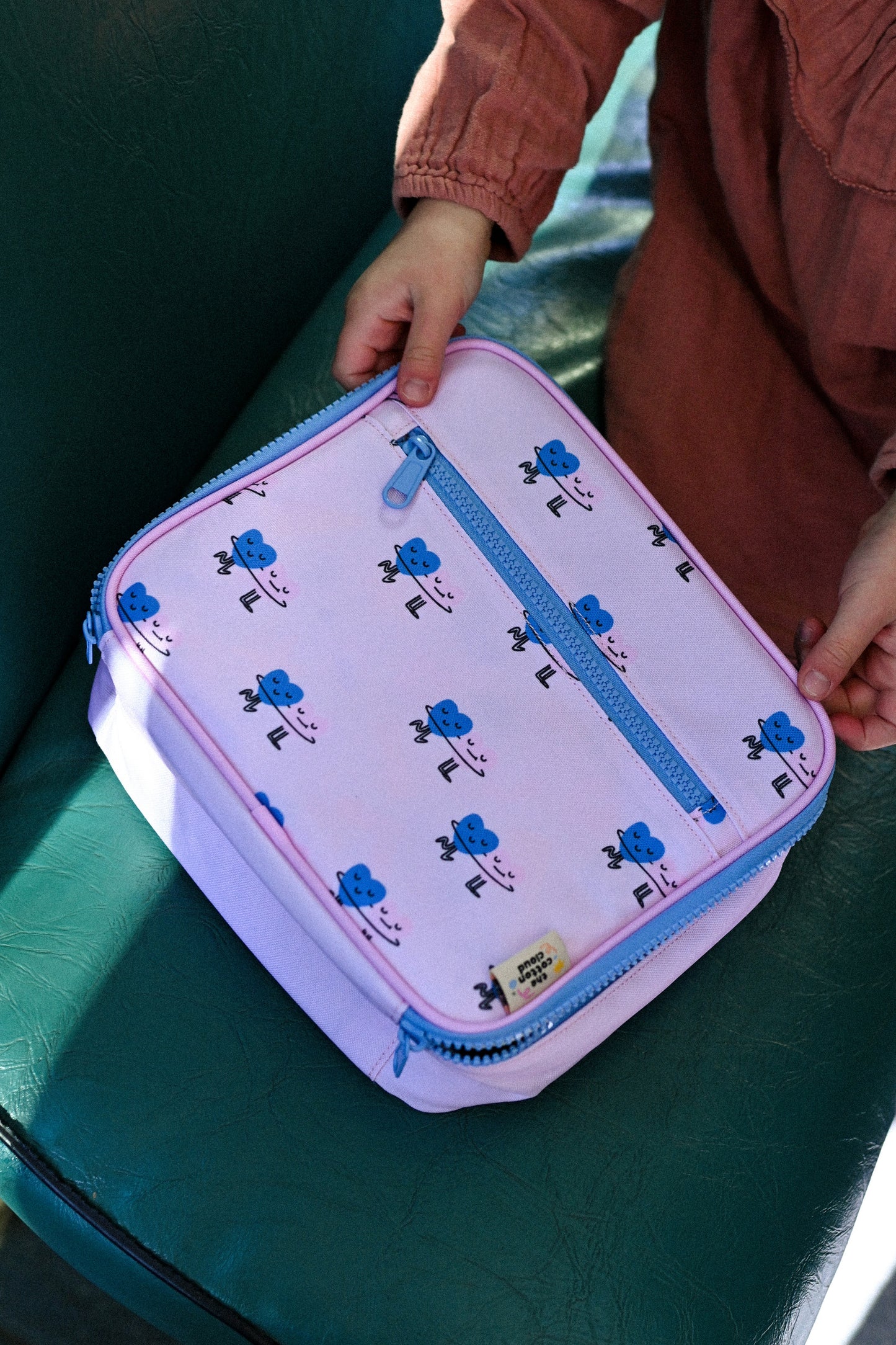 The Cotton Cloud - Dancing Hearts