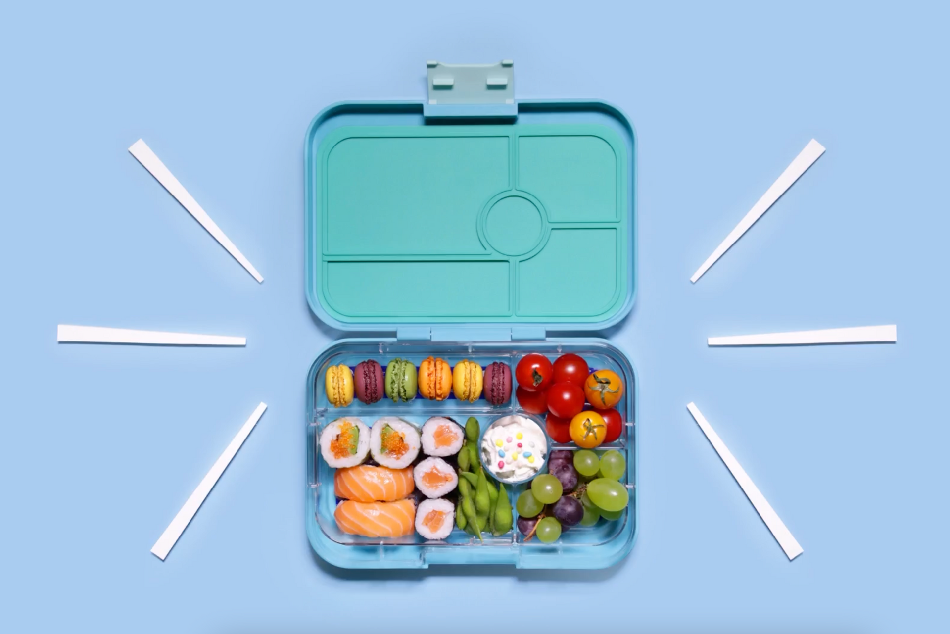 Se încarcă videoclipul: Poți împacheta o varietate de mese în cutia de prânz Yumbox.